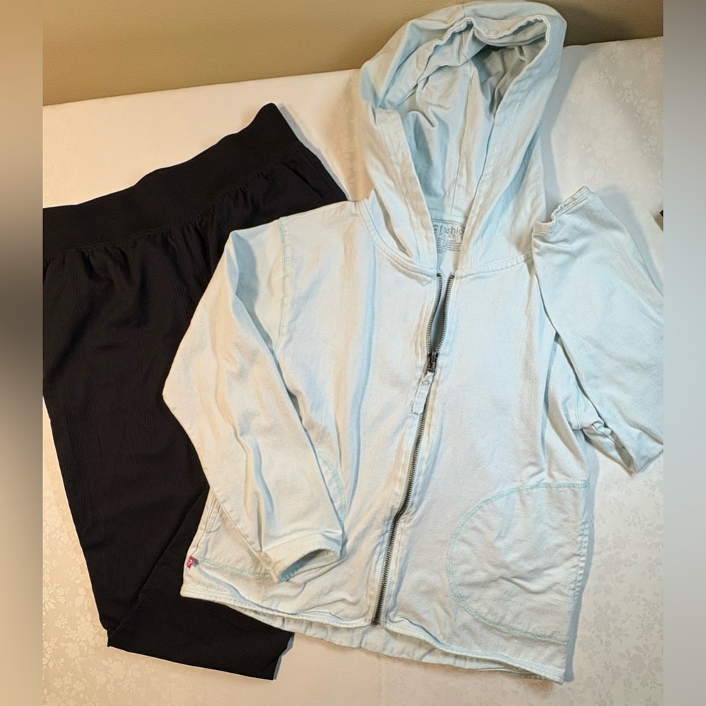 VGUC/EUC Bundle Hoodie & Pants: Pale Aqua Zip-Up Hoodie, Dance Warm-Up Pants
